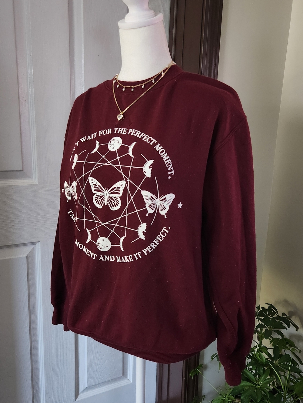 Womens Baggy Butterfly Graphic Maroon Sweatshirt